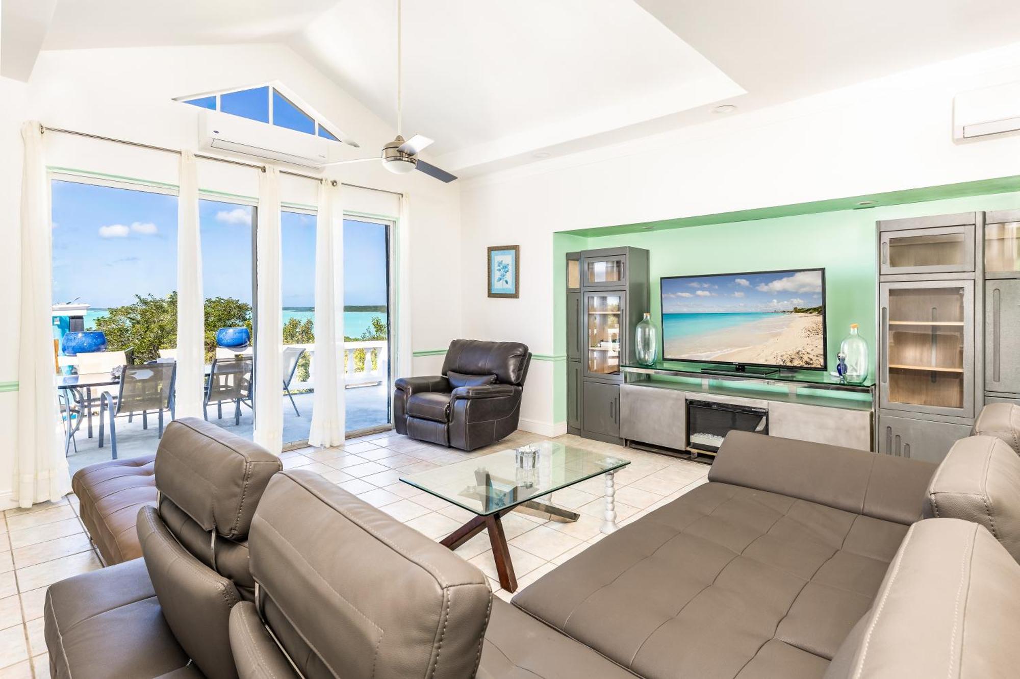 Waterside Home, Shaded Whirlpool Spa, Outdoor Dining, Smart Tv, Amazon Prime Five Cays Settlement 외부 사진