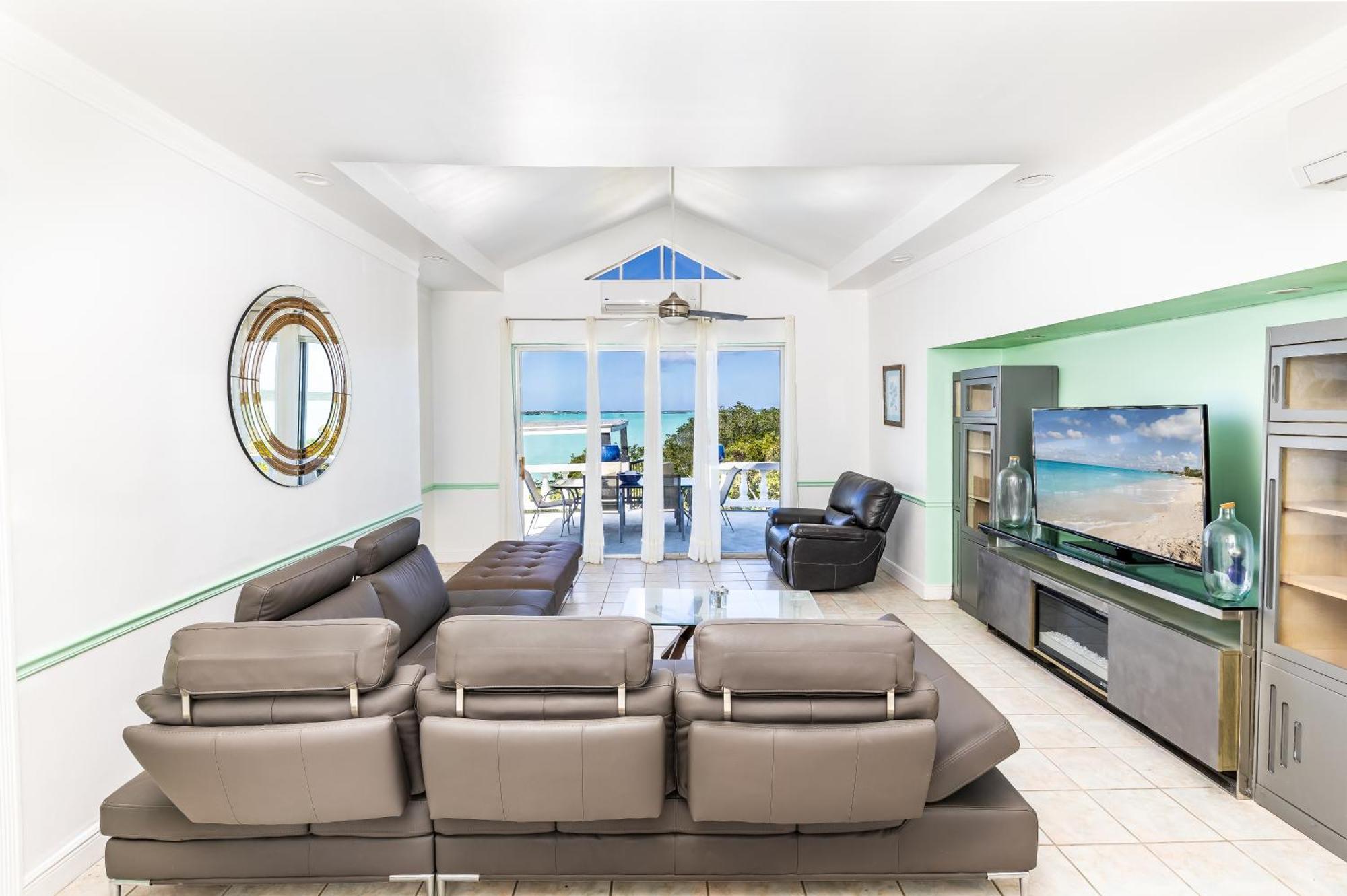 Waterside Home, Shaded Whirlpool Spa, Outdoor Dining, Smart Tv, Amazon Prime Five Cays Settlement 외부 사진